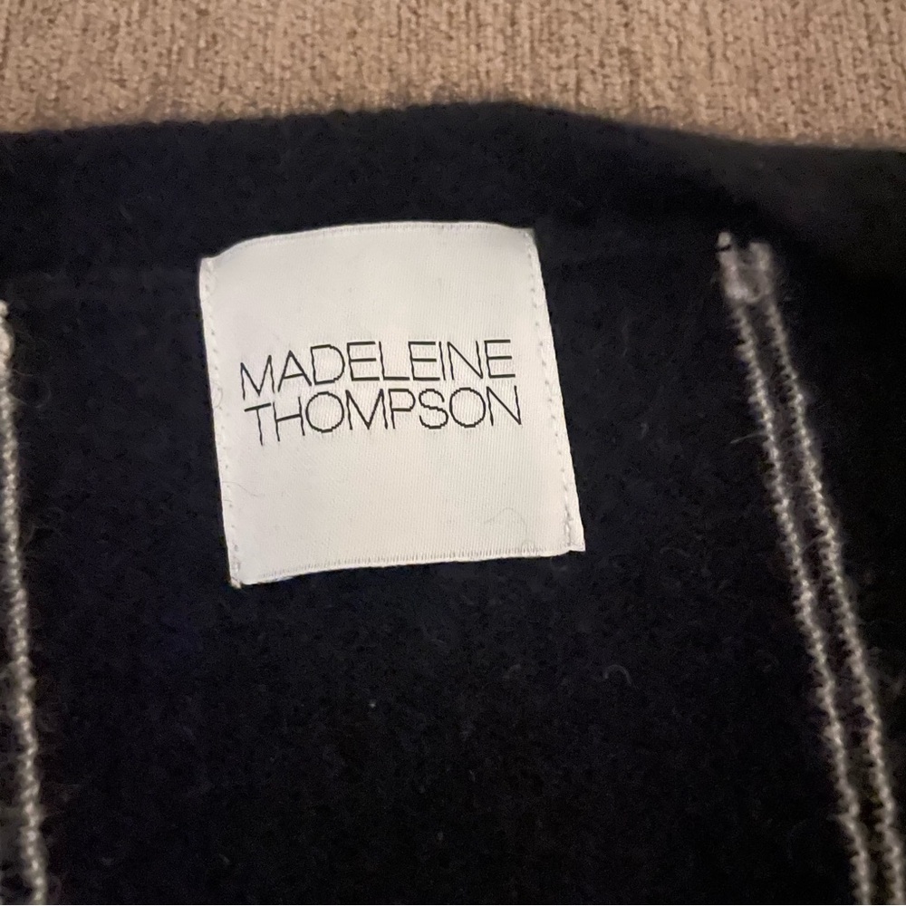 Madeline Thompson Black and white Cashmere
Plaid Patterned Midi Sweater - size M - Picture 5 of 5